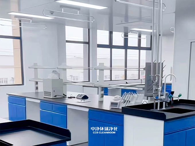 恒溫恒濕實(shí)驗(yàn)室潔凈裝修安裝