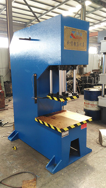 單柱液壓機(jī)