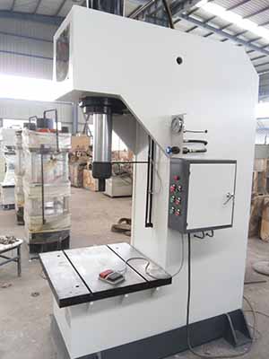 ����Һ���C