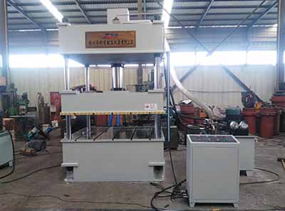 四柱三梁液壓機(jī)