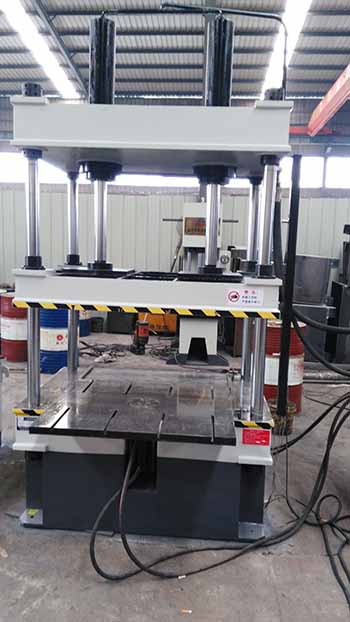 С��63����������Һ���C